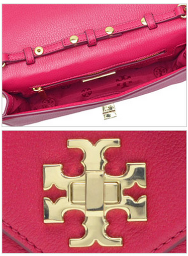 SUPER★SALE！TORYBURCHトリーバーチ  KIRA ENVELOPE CROSS-BODY 斜めがけカーネーションレッド&times;ゴールド レザー