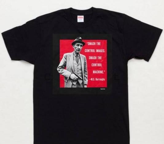お手頃なアイテム　シュプリーム  程よいサイズ感あるTシャツ　ブラック.