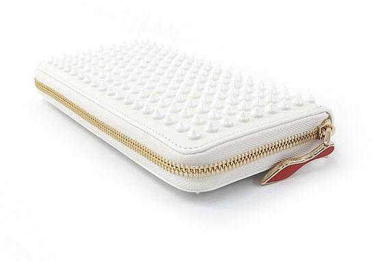 手触りの良いレザーChristian Louboutin クリスチャン ルブタン 大人気 財布 コピー サイフ.