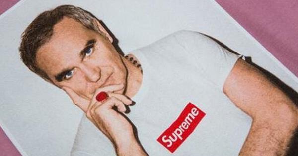 実用性があるシュプリーム モリッシーフォト 大人っぽいＴシャツ ローズ.