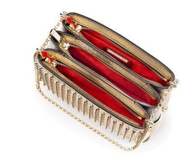 格安ルブタン　Christian Louboutin Triloubi Small Chain Bag 収納できるバッグ.
