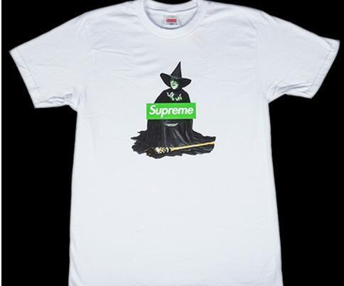S印象的に　upreme シュプリーム  アンダーカバーウィッチ　注目が集まるTシャツ.