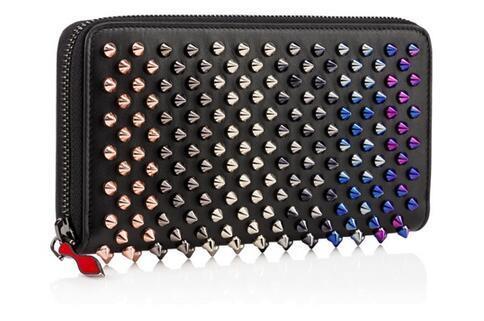 美品　ルブタン 財布 コピー マルチ スタッズ　耐久性に優れた長財布.