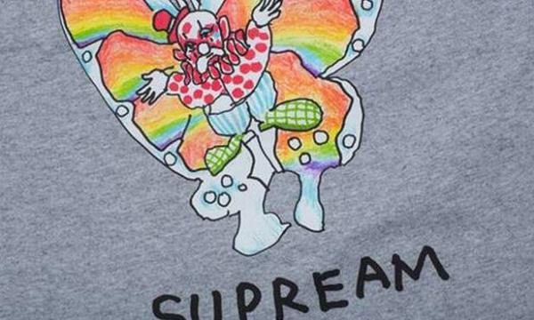 程よいサイズ感でシュプリーム ゴンズバタフライ　シュプリーム 偽物　着用感がありＴシャツ　グレー.