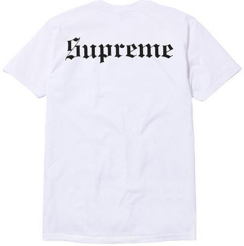 人気販売する supreme 激安  軽快な着用感があるＴシャツ  .
