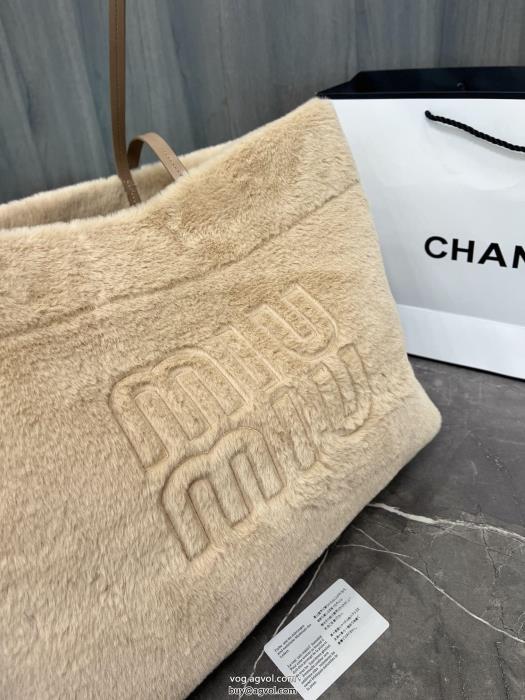 MIUMIU正規品保証22秋冬機能的なアイテムバッグコピー ブランド 通販_0_2