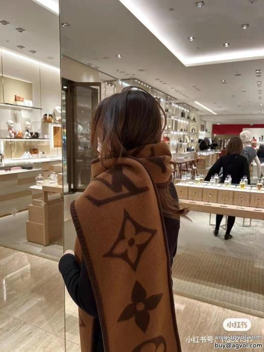 定番人気のモデル優しげ人気アイテムルイ ヴィトンブランド 品 激安 通販マフラー_0_0