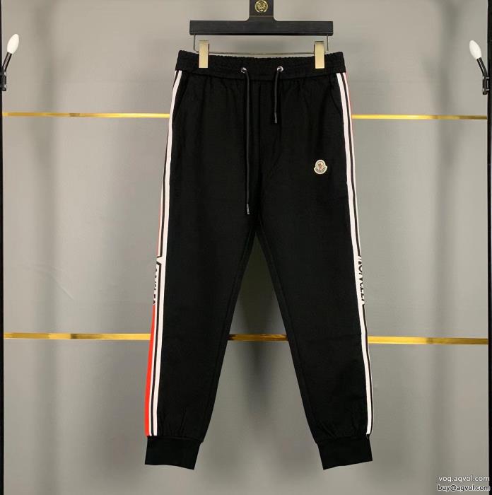 MONCLER服のセット毎年大人気商品引き続き人気のアイテムブランド 品 激安 通販_0_6