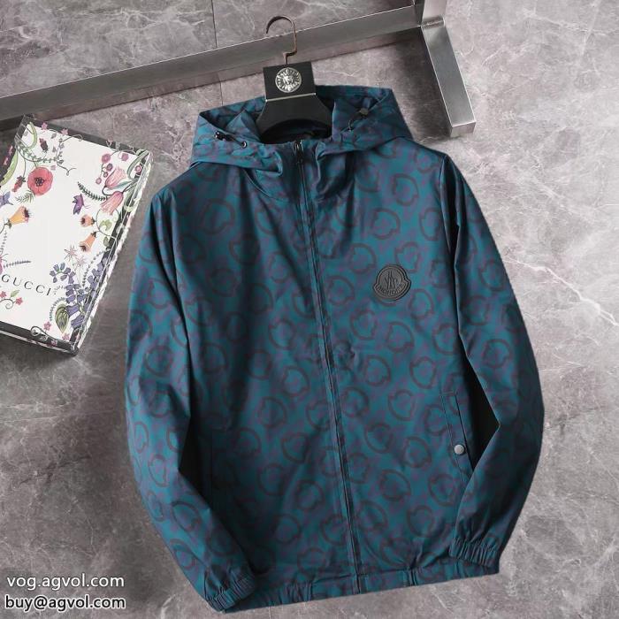 合わせると明るい印象2022年秋冬流行ファッション偽 ブランド MONCLER22年モデルのコート最高級_0_3
