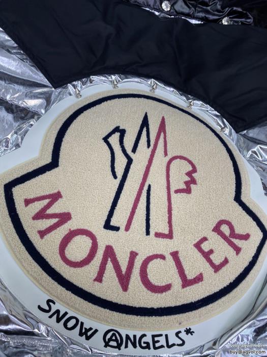 品質がきちんとしているダウンジャケット気分が上がる憧れブランド日本未入荷MONCLERスーパー コピー ブランド_0_5