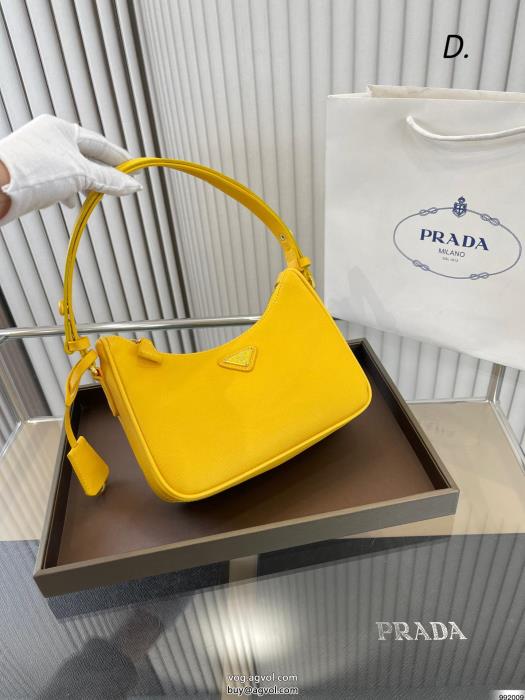 偽物 通販 お色味たくさん大人気存在感大モダンバッグ質感が細かいPRADA_0_3