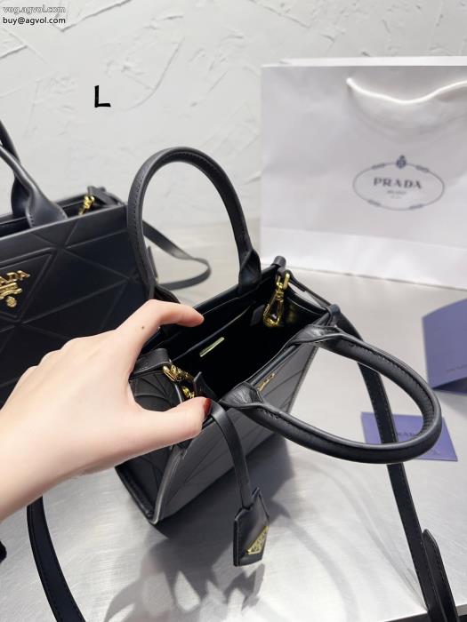 3色から選べる ブランド コピー 安心必买PRADA22ランキング1位定番人気商品モダンバッグ_0_0