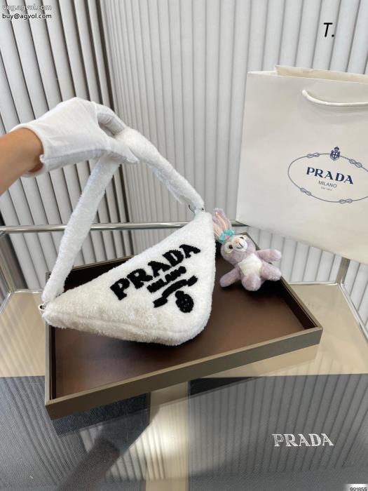 3色から選べるプラダモダンバッグ質感が細かい大人可愛いスタイル爽やかすぎない大人の印象にコピー 品 販売_0_3