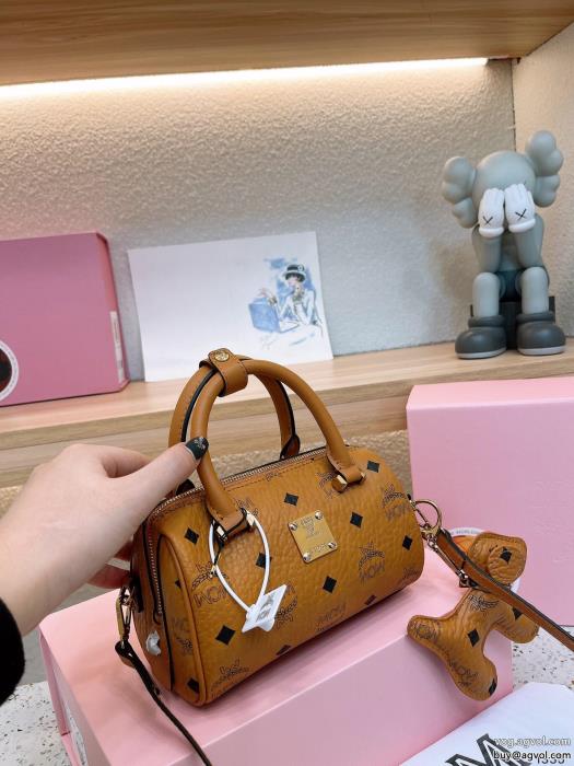 エムシーエム コピー柔らかくて気持ちいいブランド 品 激安 通販新しい斬新なスタイル期待値も高いアイテム高品質バッグ_0_0