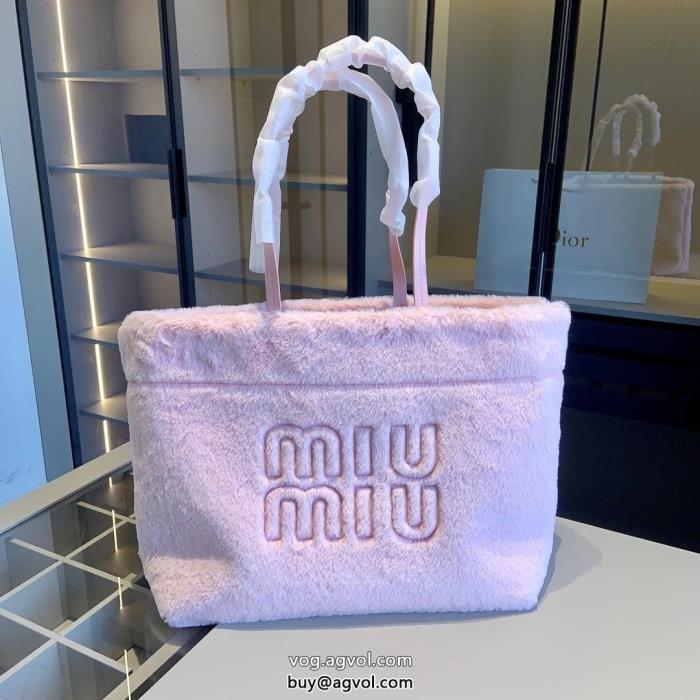 強く推薦する快適な着心地大注目されてるアイテムブランド 偽物 通販MIUMIUバッグ_0_4