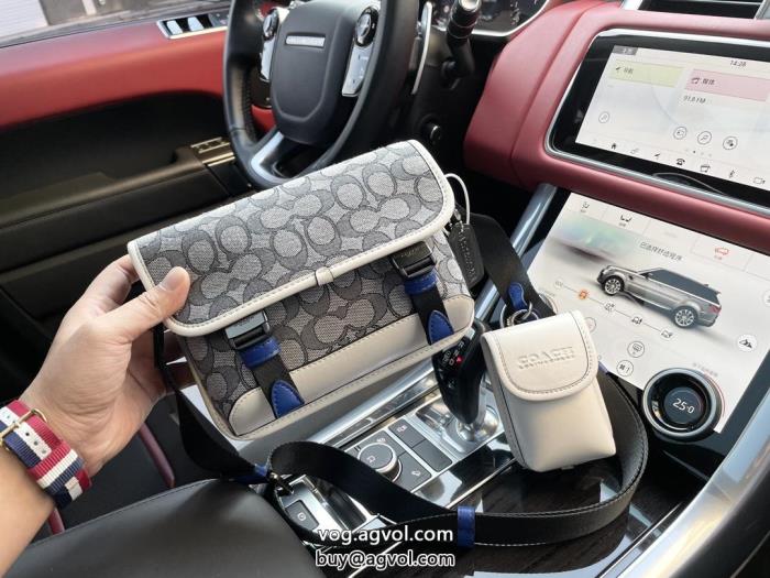堪称完美COACH秋冬トップス最新情報をチェック今季は色を使った注目新品バッグスーパー コピー 安心 _0_3