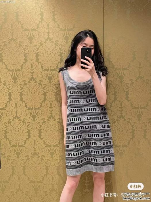 ワンピースMIUMIUネクストヒット必至ブランド飽きのこないデザイン品質がきちんとしているブランド 品 コピー_1_0
