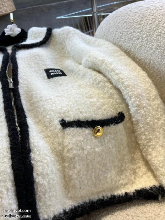 ブランド 品 激安 通販ミュウミュウセーター秋冬を感じさせる柔らかい雰囲気にまとめて堪称完美_0_1