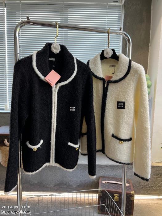 ブランド 品 激安 通販ミュウミュウセーター秋冬を感じさせる柔らかい雰囲気にまとめて堪称完美_0_4