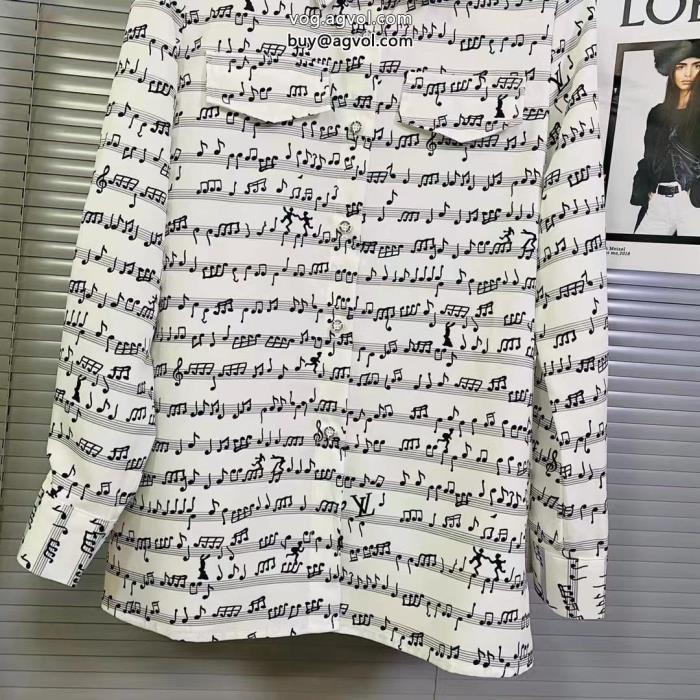 LOUIS VUITTON洗練されたおしゃれ感を持つ先行販売スーパー コピー 安心長袖Tシャツ質感が細かい_0_2