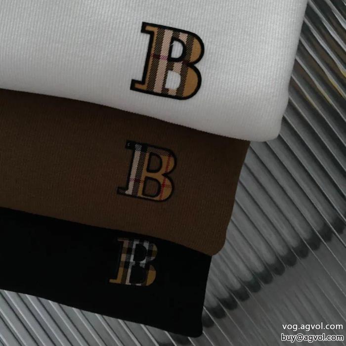 毎年爆発的人気超カッコイイ　2022秋冬新作パーカーBURBERRY質感が細かいブランド コピー 専門_0_1