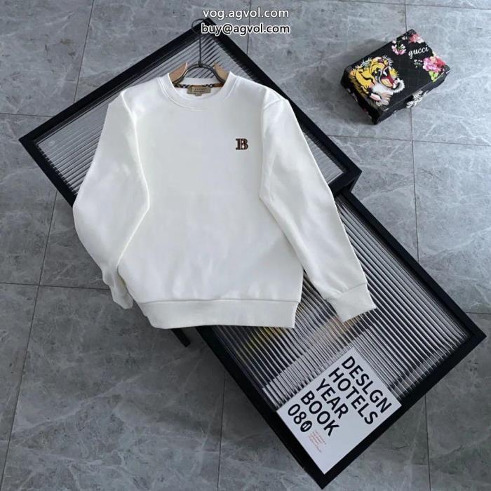 毎年爆発的人気超カッコイイ　2022秋冬新作パーカーBURBERRY質感が細かいブランド コピー 専門_0_3