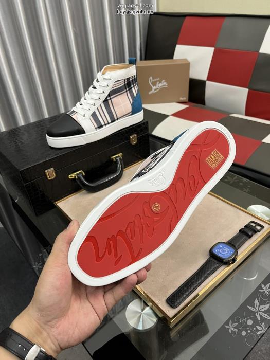 靴冬の最旬スタイルを楽しい2022秋冬も引き続きトレンド最高級Christian Louboutin偽 ブランド 販売_0_2