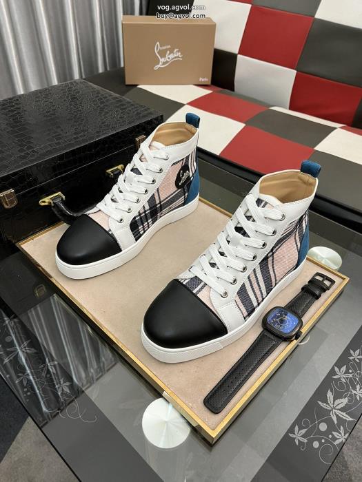 靴冬の最旬スタイルを楽しい2022秋冬も引き続きトレンド最高級Christian Louboutin偽 ブランド 販売_0_3