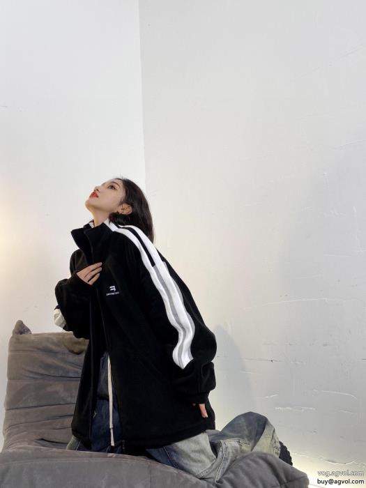2022新作新品女性用機能的なアイテムbalenciaga強く推薦するコートブランド 偽物 激安_0_1