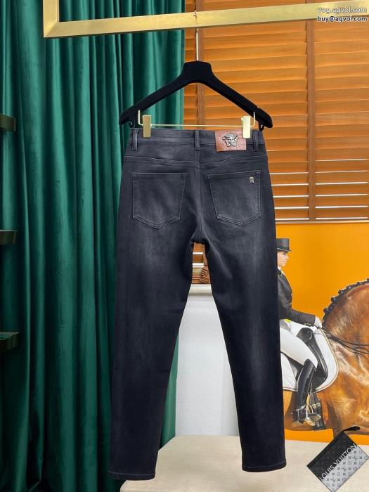 VERSACEブランド 品 スーパー コピージーパン快適な着心地おしゃれの幅が広がり質感が細かい_0_3