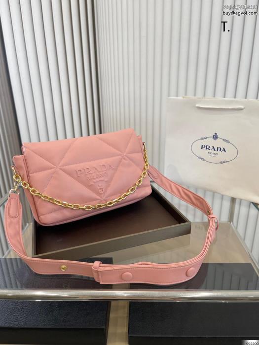 ブランド 激安 柔らかくて気持ちいいバッグプラダ昨年も人気のアイテム新品秋冬シーズン継続トレンド新着_0_4