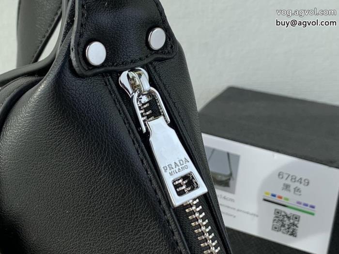 バッグPRADA完璧ブランド コピー 販売 おしゃれ上級者に着SS22オシャレ_0_0