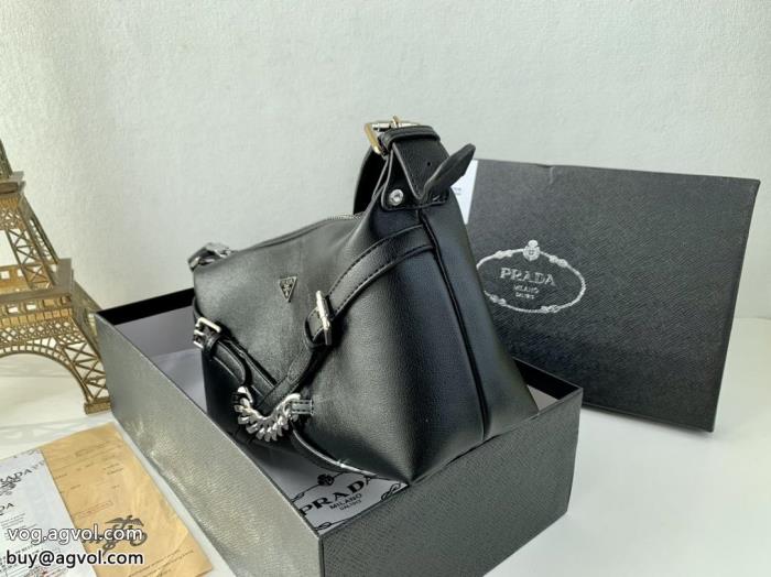 バッグPRADA完璧ブランド コピー 販売 おしゃれ上級者に着SS22オシャレ_0_2