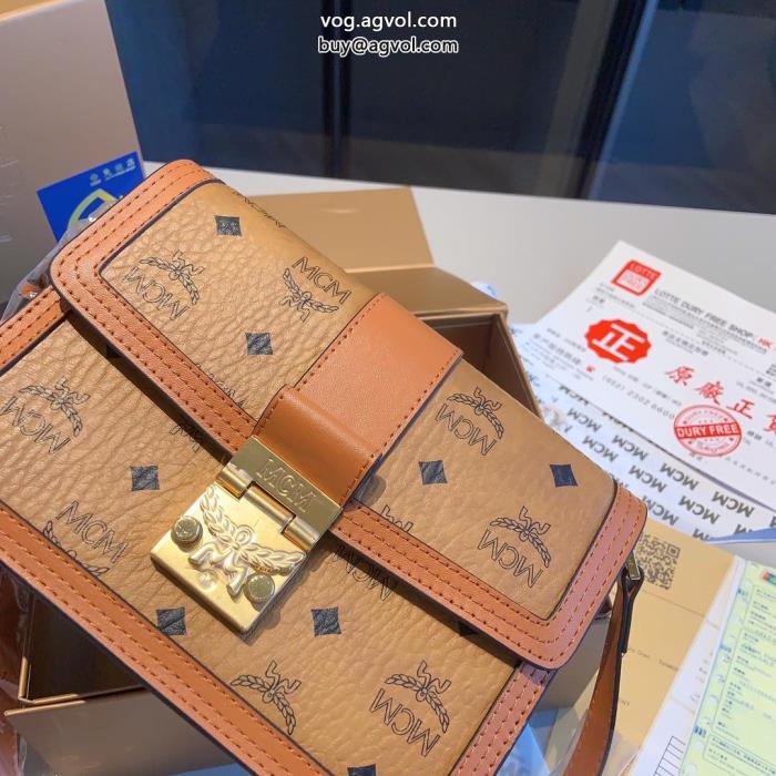 ブランド コピー 販売バッグ今旬のシルエットバランス大人っぽく仕上げ柔らかくて気持ちいいエムシーエム コピー_0_1