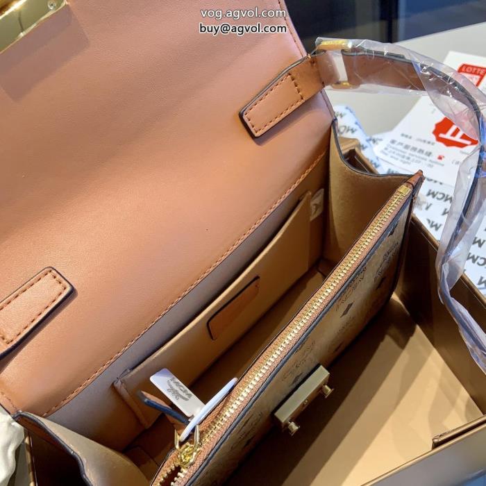ブランド コピー 販売バッグ今旬のシルエットバランス大人っぽく仕上げ柔らかくて気持ちいいエムシーエム コピー_0_0