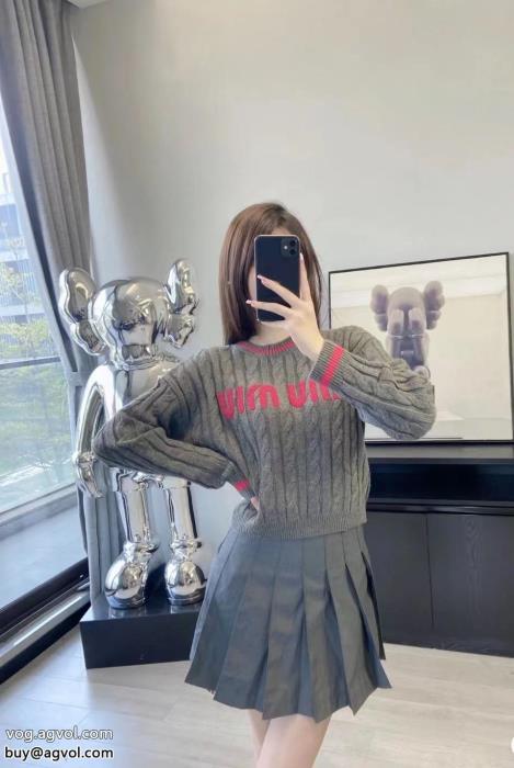 ブランド コピー 優良セーター高等材料MIUMIU最安に挑戦秋冬は継続系のトレンド_0_0