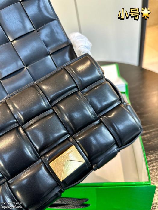 激安 ブランドbottega venetaハイエンドバッグ冬の必須アイテムを機能性が素晴らしい_0_1