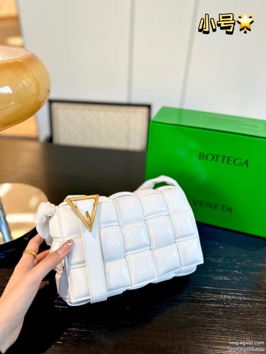 激安 ブランドbottega venetaハイエンドバッグ冬の必須アイテムを機能性が素晴らしい_0_4