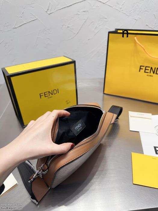 芬迪fendi 原单品质pvc配牛皮男包单肩包斜挎包_0_0