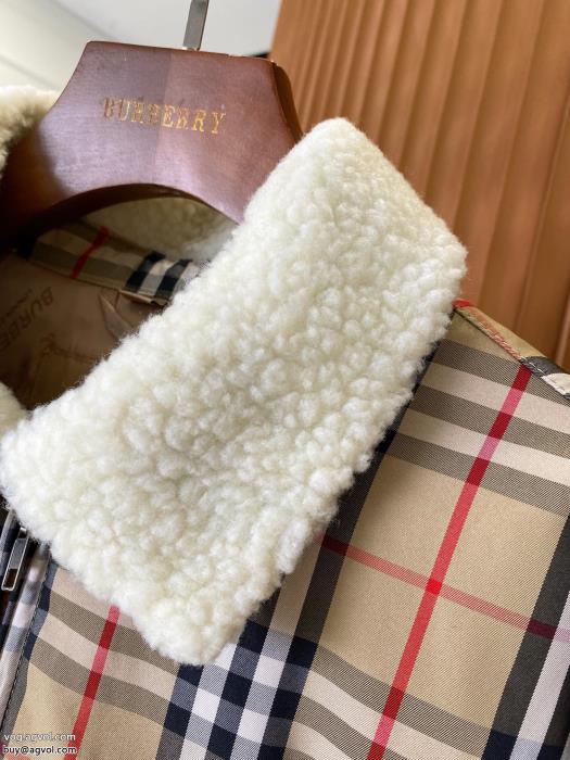 着心地良くふんわり柔らか連名ダウンジャケット高等材料balenciaga連名Supremeブランド 偽物 激安_0_1