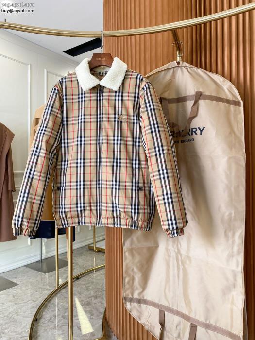 着心地良くふんわり柔らか連名ダウンジャケット高等材料balenciaga連名Supremeブランド 偽物 激安_0_4