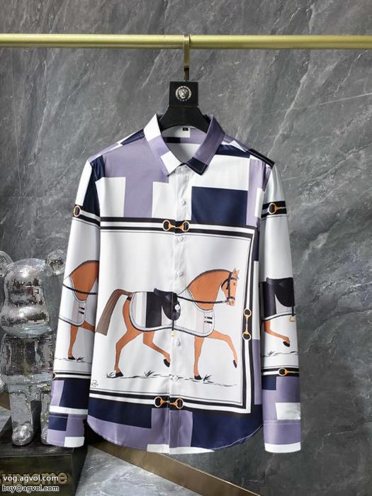 長袖Tシャツ上品さ漂う季節感あふれる注目の新作質感が上等エルメス HERMES偽 ブランド 購入_0_1