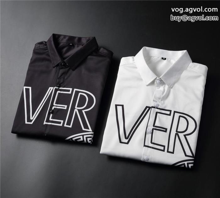 高等材料ヴェルサーチVERSACEブランド コピー激安長袖Tシャツ最新人気　話題沸騰中人気モデル愛用_0_2