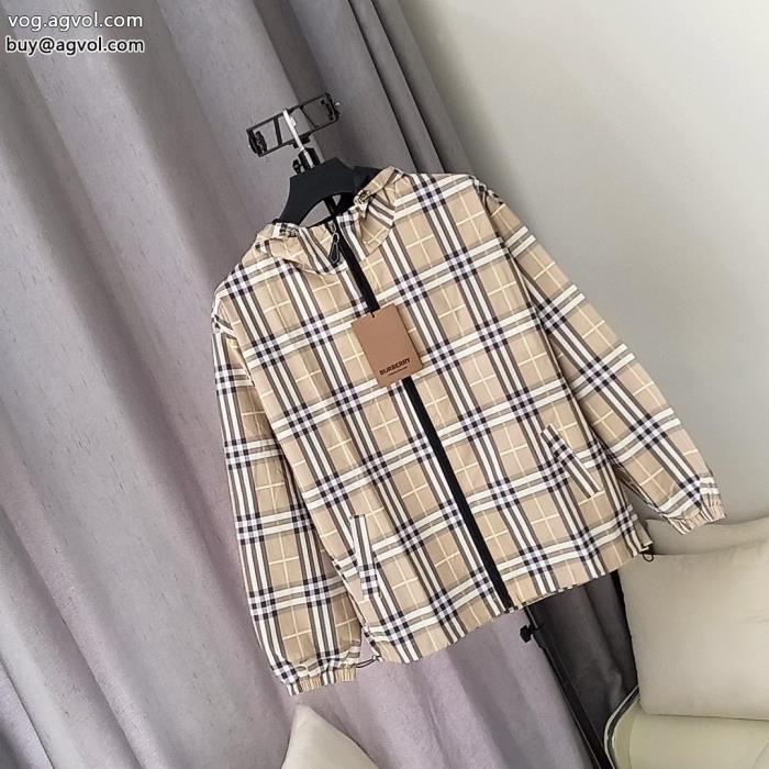 今っぽいスタイルに決まるファッション感満々ブランド コピー 販売 コート完璧バーバリー BURBERRY_0_1