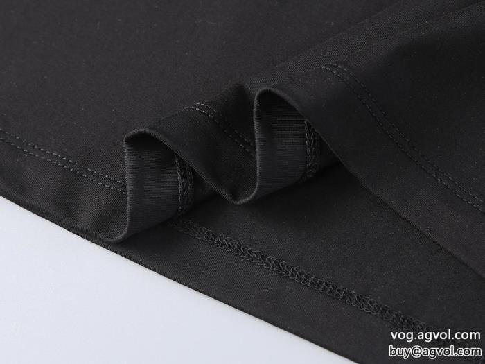 すごく稀少カラー品良くおしゃれ長袖Tシャツコピー ブランド質感が上等モンクレール MONCLER_0_0