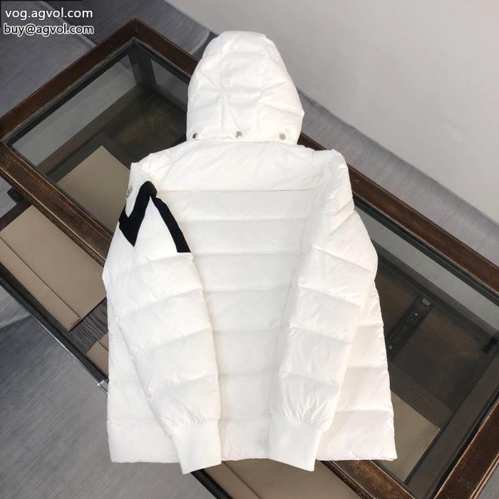 MONCLER&nbsp;ダウンジャケットカジュアルなスタイル今年の秋冬先行販売新作偽 ブランド超火新モデル_0_2