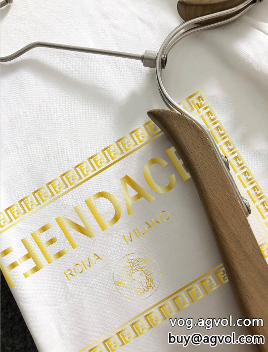 ブランド スーパー コピーパーカー高等材料早期完売激安大低価VERSACE_0_3