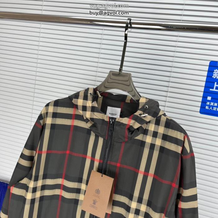 バーバリーお得で品が良いスーパー コピー ブランド 専門大注目日本未入荷目を引く1着ヨーロッパサイズのジャケットです_0_0