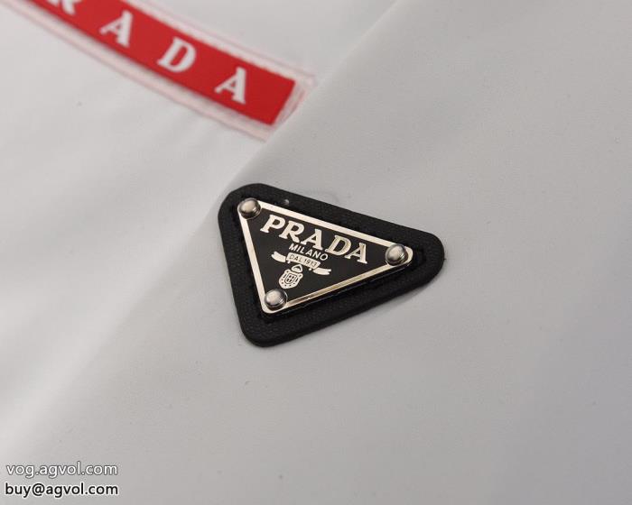 プラダ PRADA偽 ブランド先行入手お洒落さんの愛用率が高いジャケット耐久性_0_1