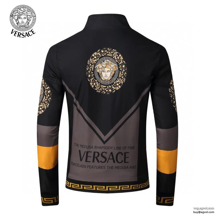 コートvery GOODコピー 商品 通販透け感の持つ涼しげな印象見つけてほしい一品VERSACE_0_3
